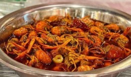 成都小龙虾爆料视频最新,口味升级，火爆街头！